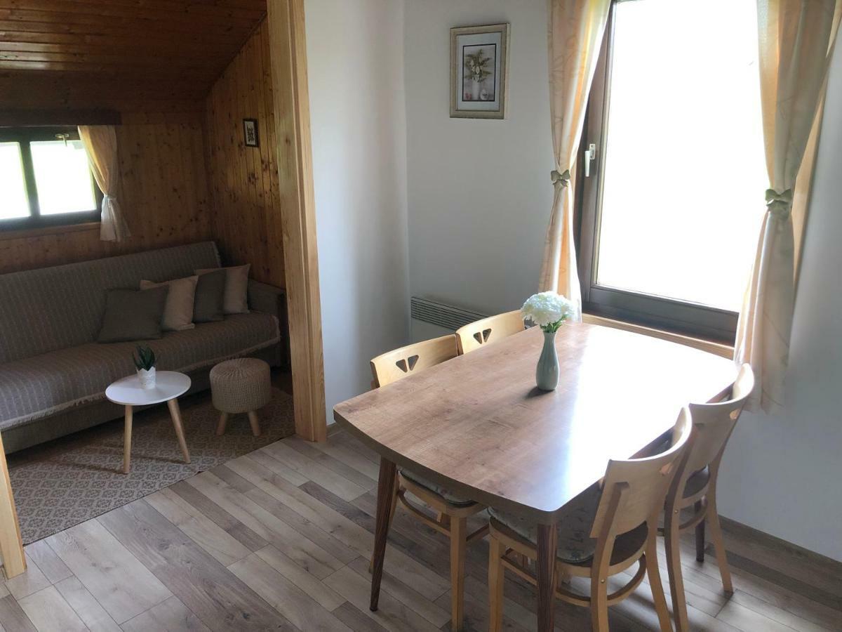 Wooden House Nela Near Plitvice Lakes Smoljanac Exterior photo